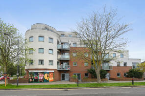 Flat 3, Albany Court, Kenton Road, Kenton HA3 9BH