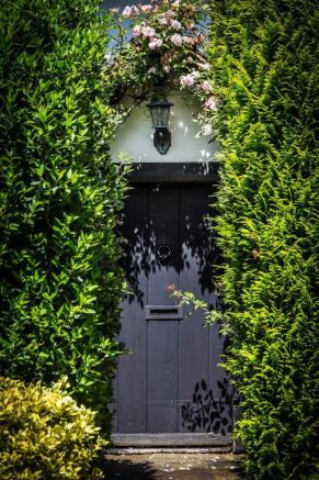 house. estate agency Bucks Green Snoxall