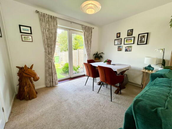 3 bed Semi-Detached for sale Image 8