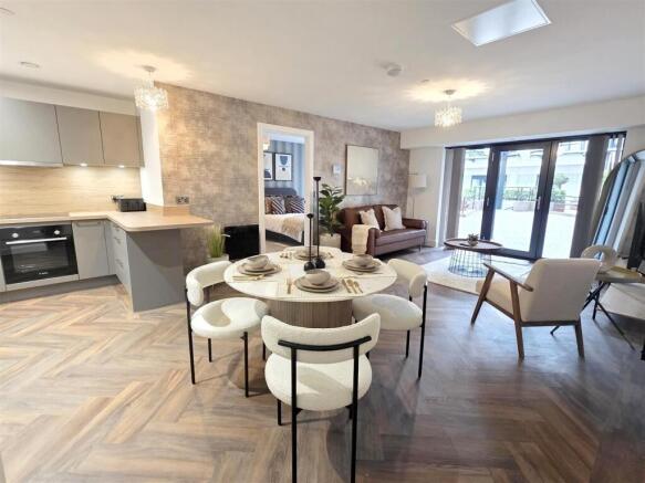Kitchen/Lounge/Dining
