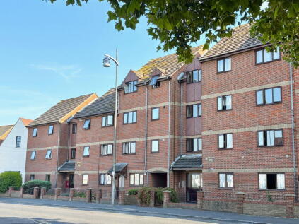 Wises Court, Mumby Road, Gosport PO12 1DD