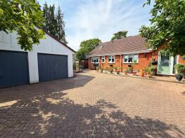 The Chalet, Bordon Hill, Stratford-upon-avon CV37 9RX