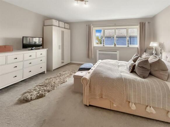 ccbedroom1.jpg
