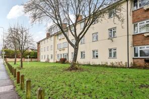 6, Slade Close, Oxford OX3 7DY