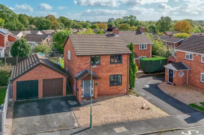 3-bed detached on 5 Churchill Road, Shrewsbury, Shropshire, SY3 8ZA, £300,000