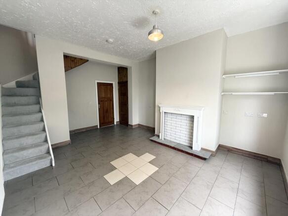 3 bed Terraced for sale Image 2