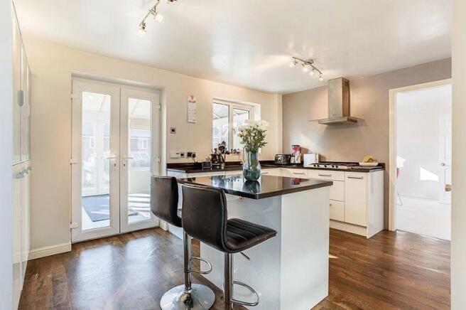 BREAKFAST KITCHEN