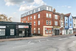 5, 252 Kingsbury Mansions, Kingston Road, Portsmouth PO2 7AZ