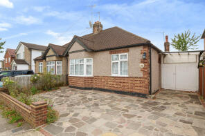 16, Deane Avenue, Ruislip HA4 6SR
