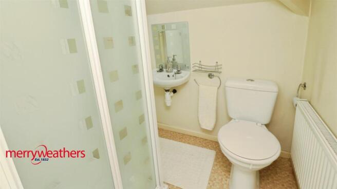 4 bed Detached Bungalow for sale Image 11