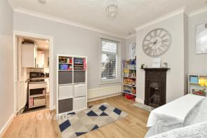 101, Gordon Road, Luton, Chatham ME4 5LX