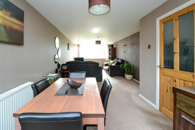 Sitting/Dining Room