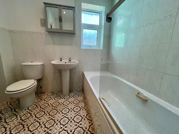 2 bed Detached Bungalow for sale Image 9