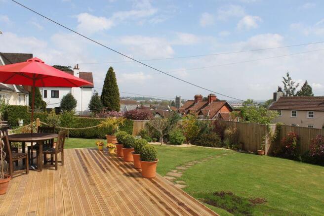 Decking & Garden