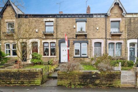 Huddersfield Road, Stalybridge, Greater Manchester, SK15