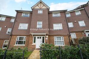 Flat 4, 5 St. Neot's Court, Parkland Mead, Bickley, Bromley BR1 2FQ