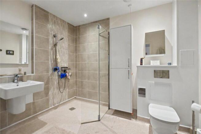 2 bed Apartment for sale Image 7