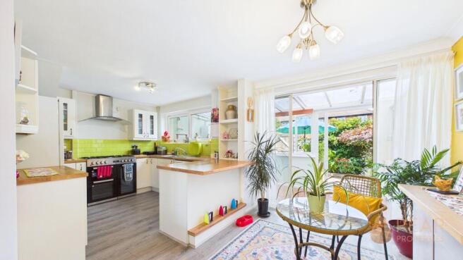 Kitchen / Diner