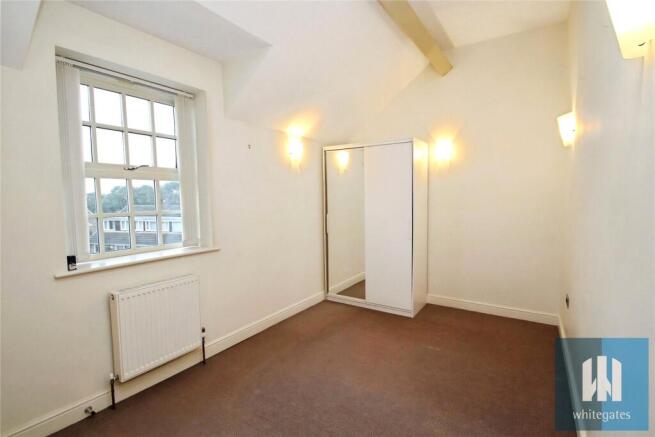 2 bed Town House to rent Image 5