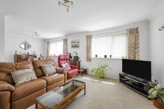 Living/ Dining Room