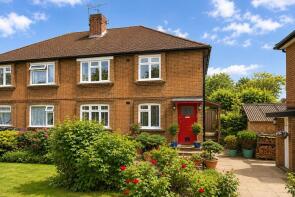 26, Gifford Gardens, London W7 3AN