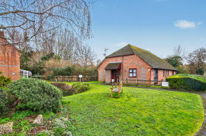 23, Farm View Drive, Chineham RG24 8EX