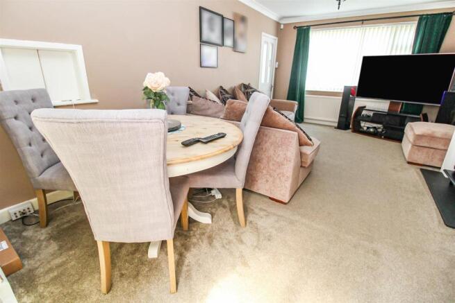 Living/Dining Room