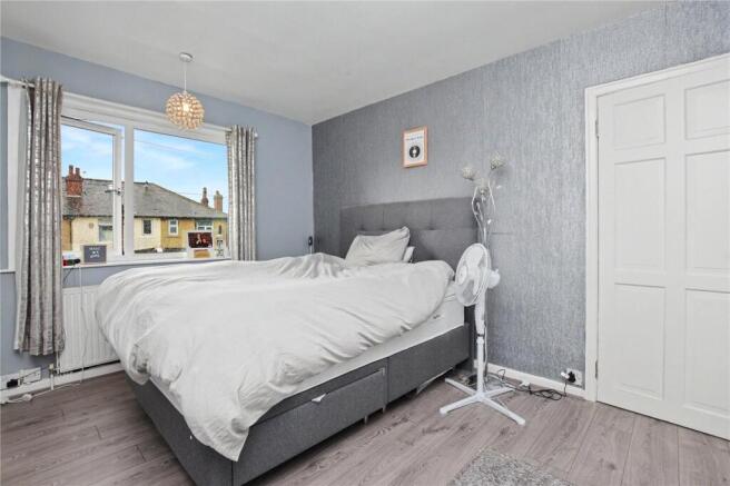 3 bed Terraced for sale Image 6