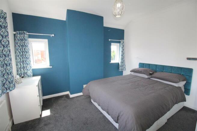 Kenilworth Road, 109, bed 1.JPG