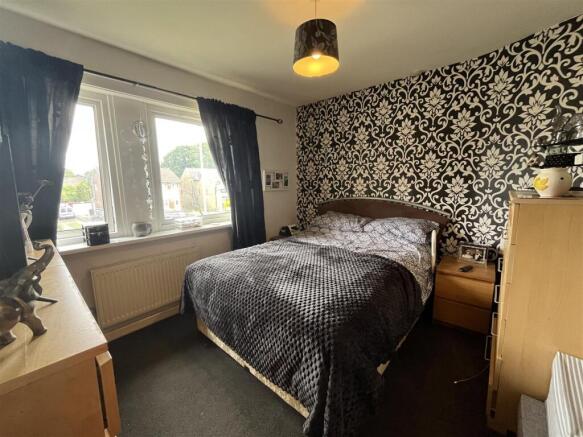 3 bed Semi-Detached for sale Image 7
