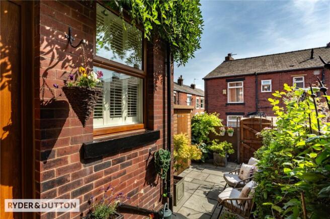 2 bed Terraced for sale Image 10