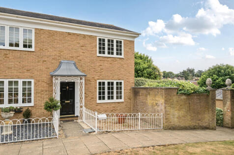 Aspen Square, Weybridge, Surrey, KT13