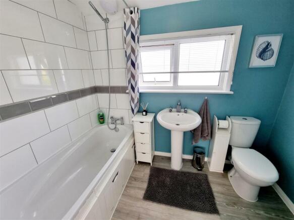 Bathroom.jpg