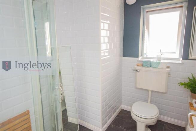 3 bed Detached Bungalow for sale Image 10