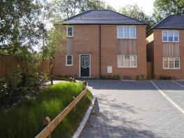 7, Highbank Close, Oxford OX3 0AF