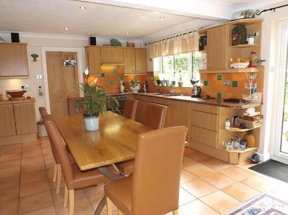 Kitchen/Dining Room
