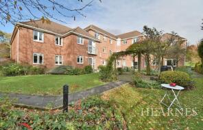 1, 181 Moorland Court, Station Road, Ferndown BH22 0HD