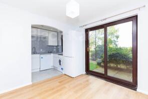 131, Riverside Close, Hackney, London E5 9ST