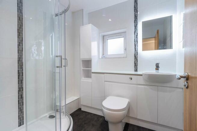 Main bathroom