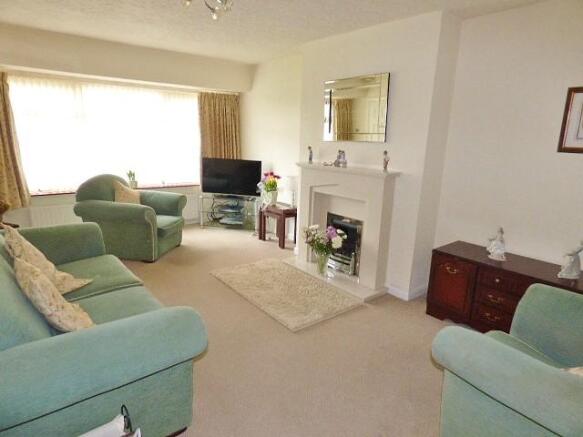 Lounge 1