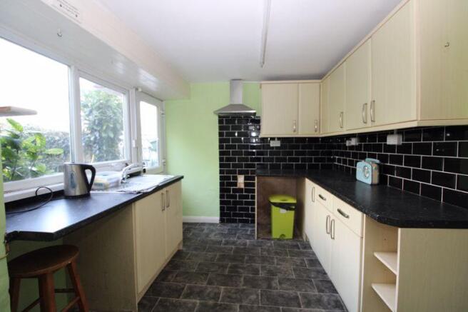 Kitchen/breakf...