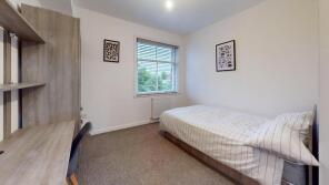 107, Queen's Crescent, London NW5 4EY