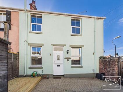 Sunbury Road, Paignton