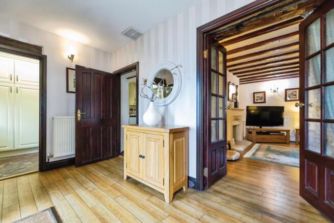 3 bed Detached for sale Image 10
