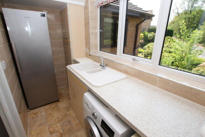 3 bed Detached Bungalow for sale Image 11