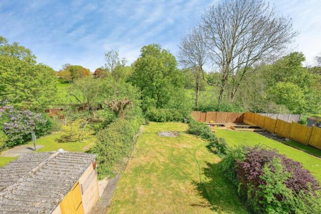 Spring Lane, Hemel Hempstead photo 4