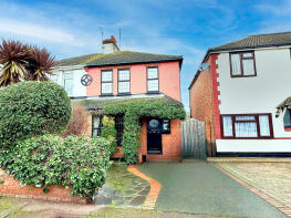 41, Wakering Road, Shoeburyness, Southend-on-sea SS3 9SY