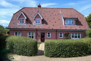 3 Foxgloves, Longacre, Saxmundham IP17 3BL