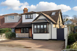 Tunlake, Tye Common Road, Billericay CM12 9NX