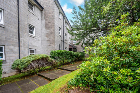Auldhouse Court, Thornliebank, G43
